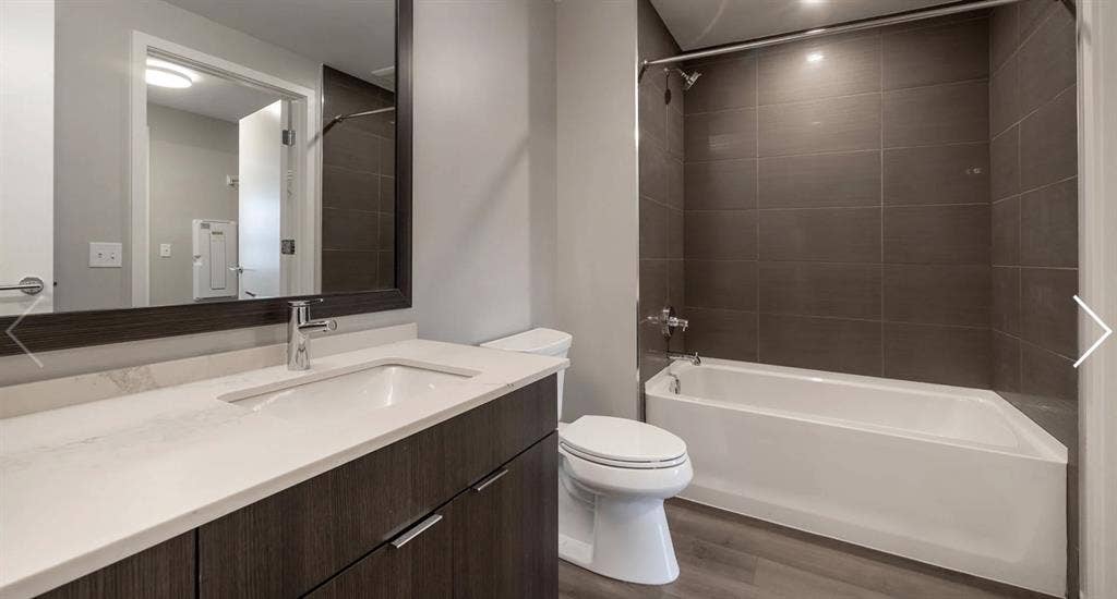 Very modern spacious 2br/2ba