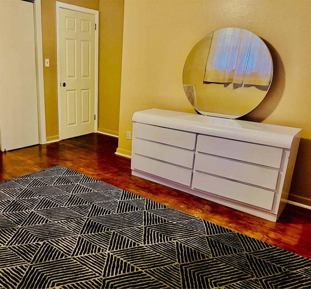 Southside room for rent!