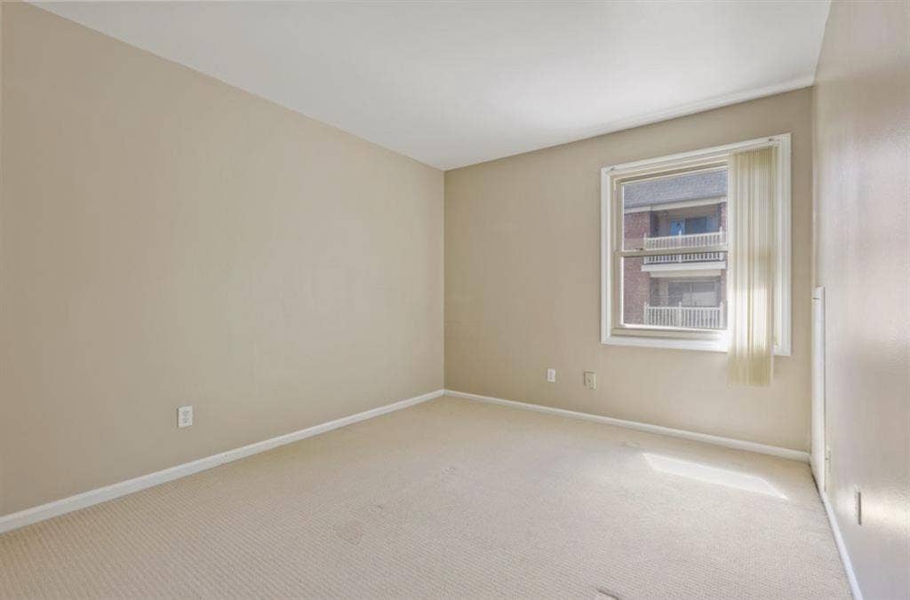 2 bed 1.5 bath apartment for rent