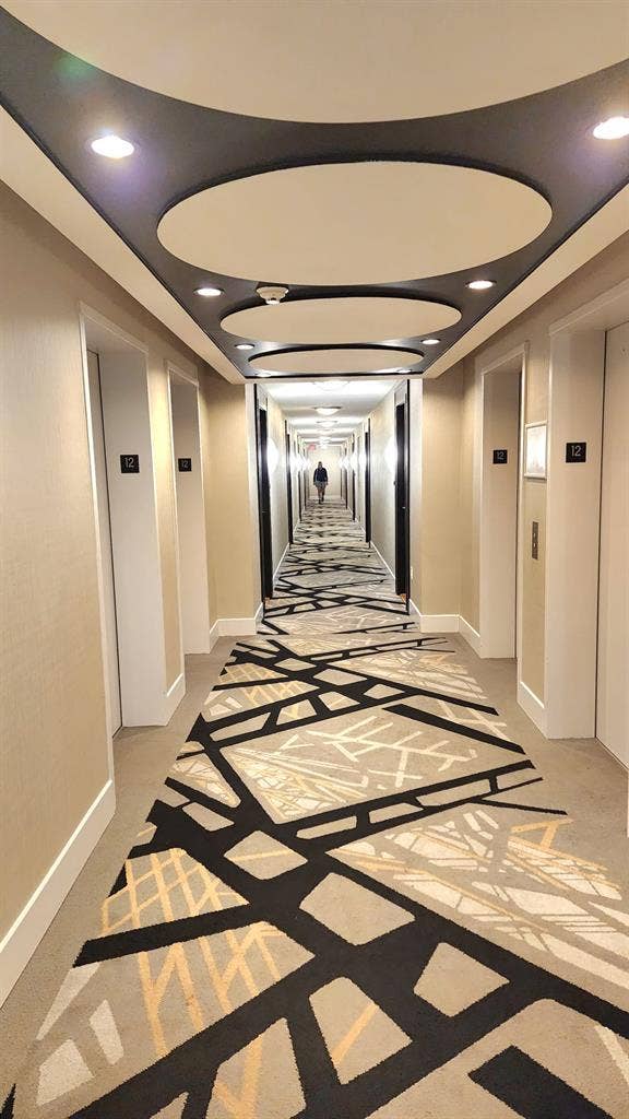 Private Room Female Roommate STC