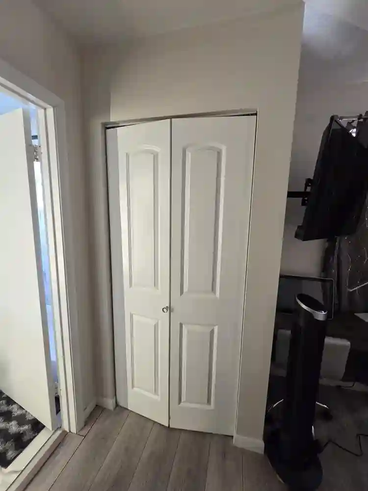 Big Beedroom with Private Bathroom