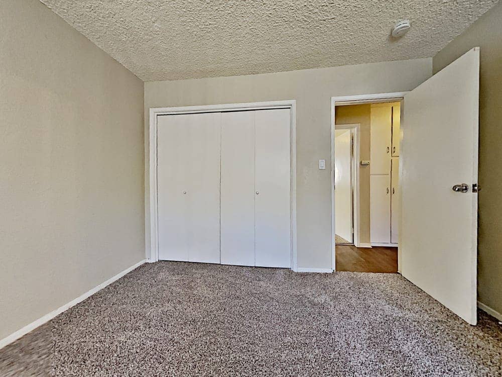 Peaceful Home • Sept Available ⭐