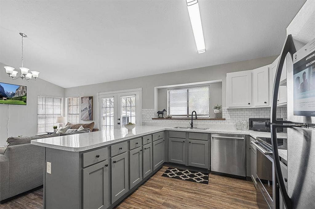 1 BR in Arlington