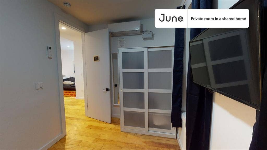 4 BR in New York City