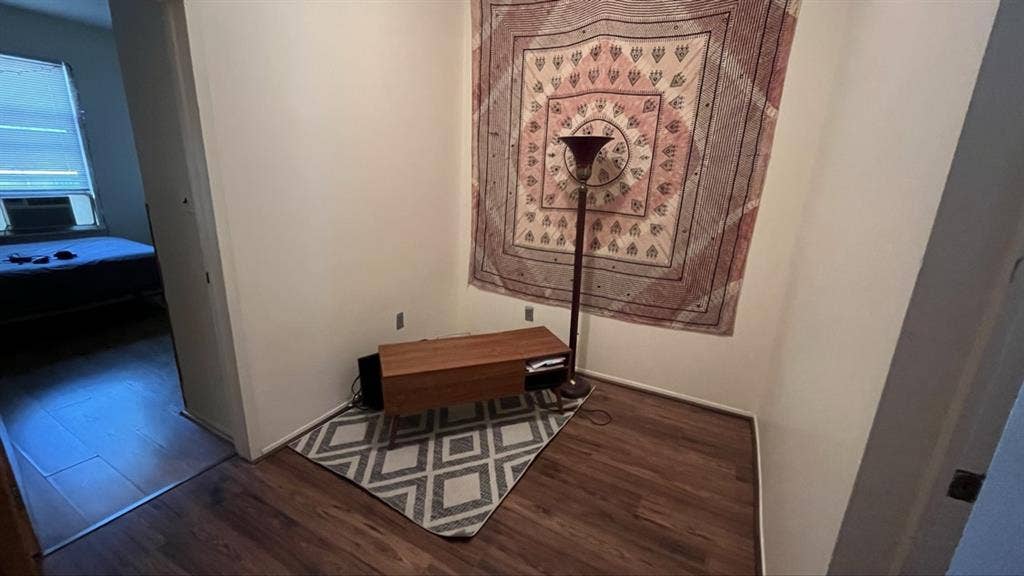 Room in Astoria 2br/1.5 bath