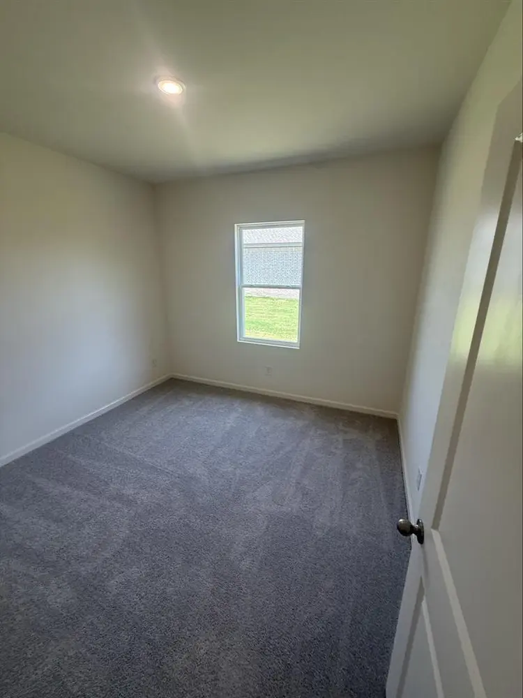Rent a room for $850/mo