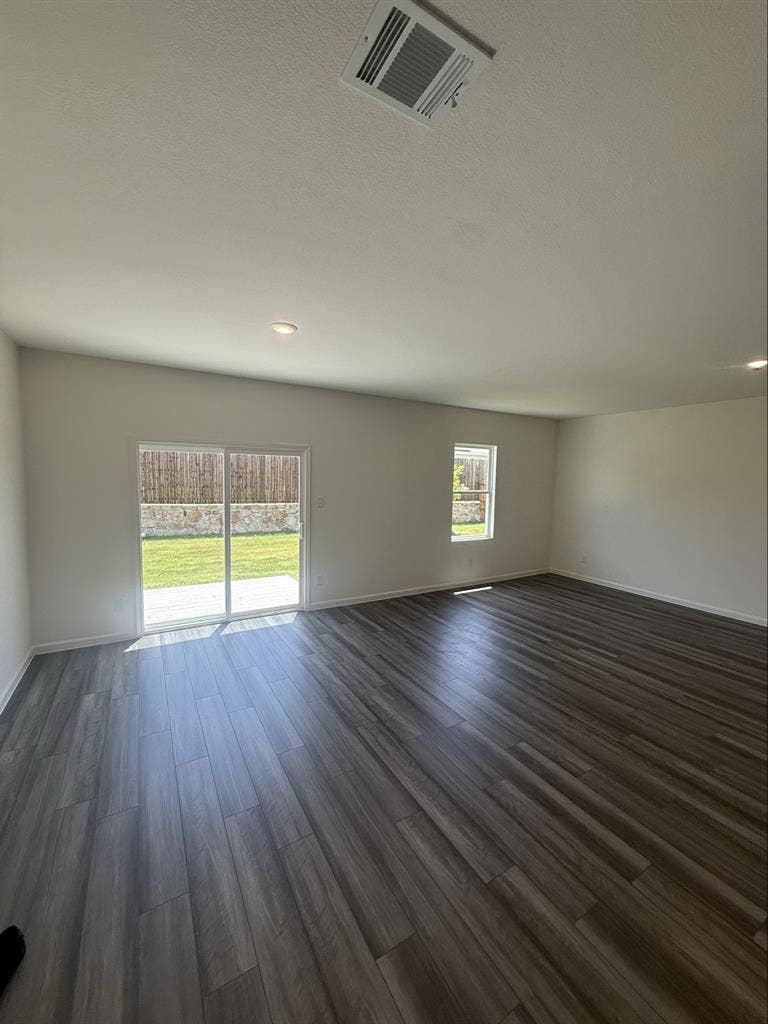 Rent a room for $850/mo