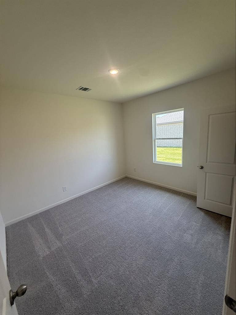 Rent a room for $850/mo
