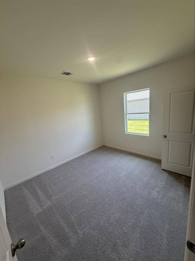 Rent a room for $850/mo