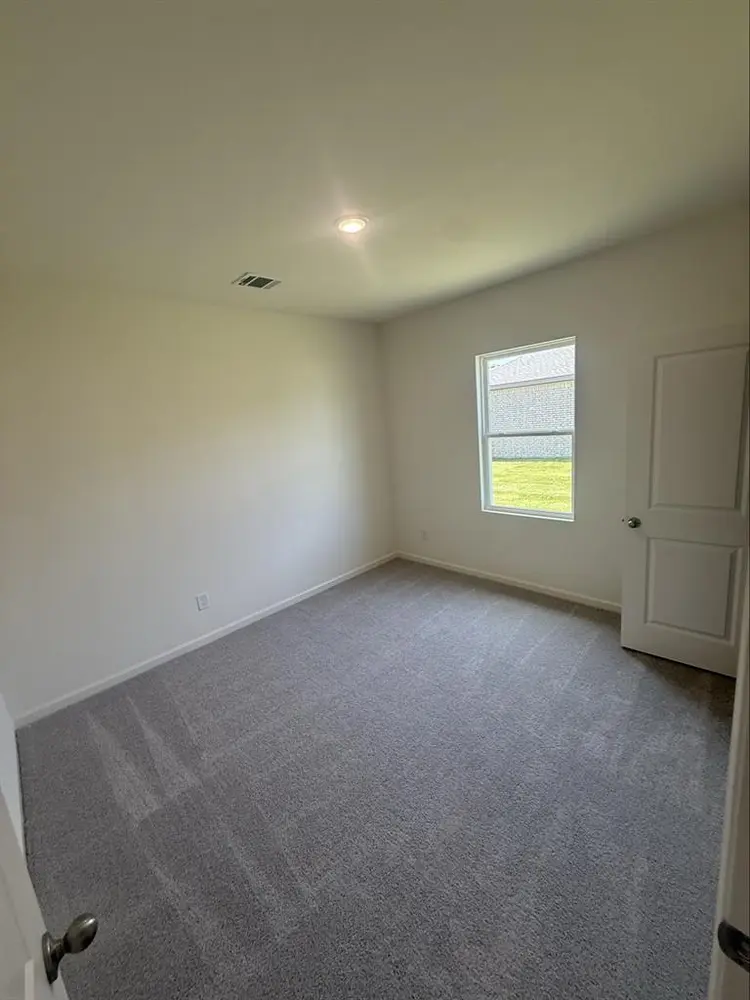 Rent a room for $850/mo