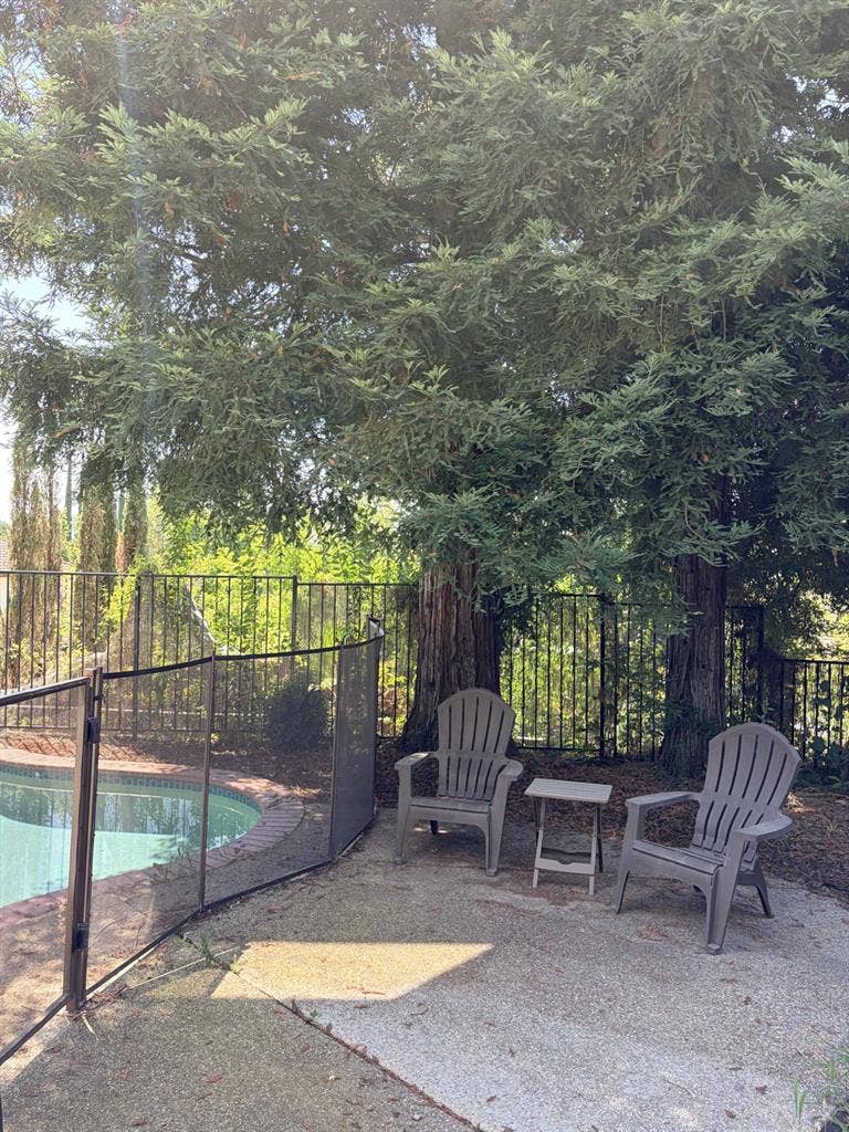 Granite Bay Room Available