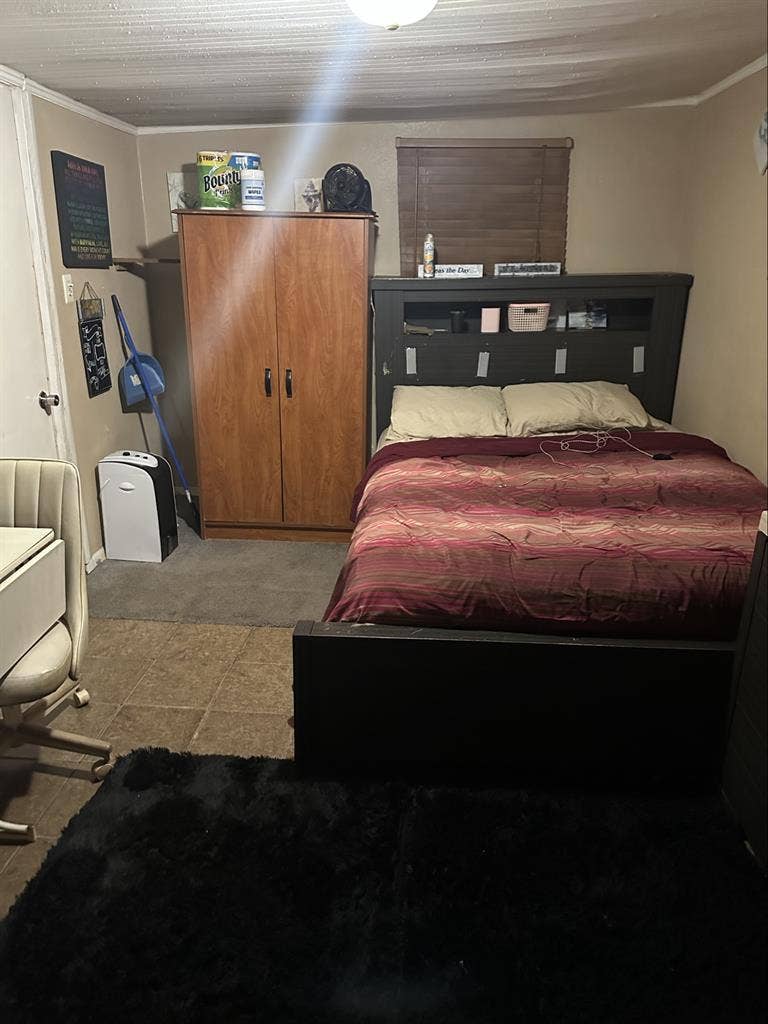 Efficiency for rent