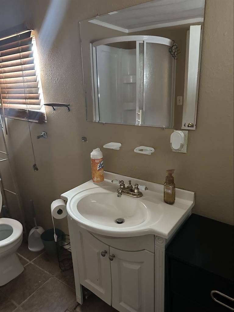 Efficiency for rent