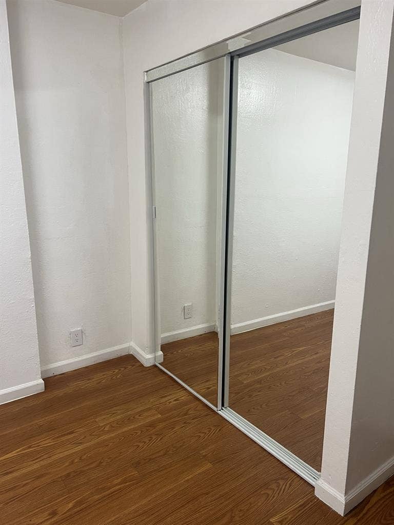 SF -2 Bedroom Apartment for lease