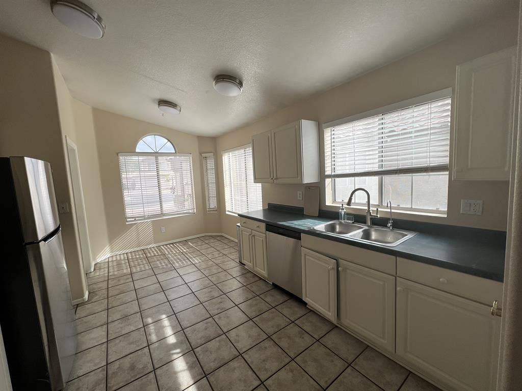 Master Suite Available Immediately