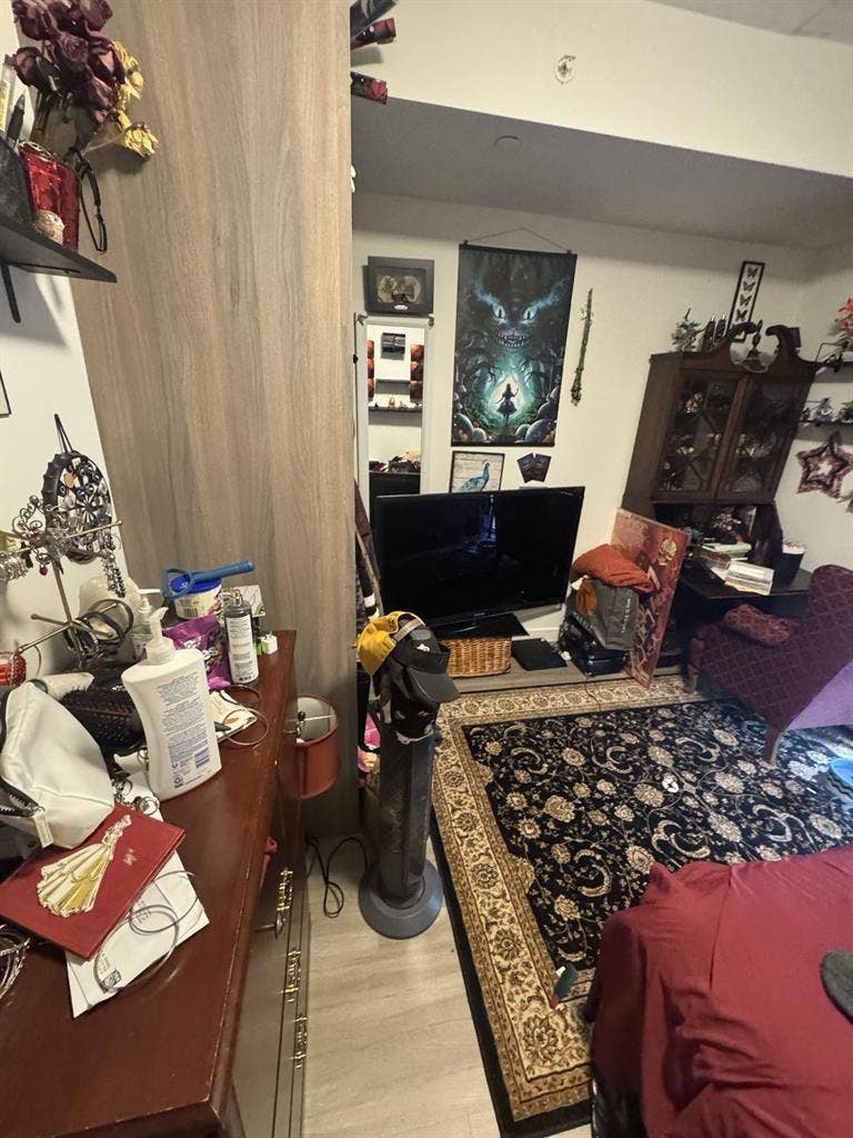 Downtown Hamilton High Rise Room