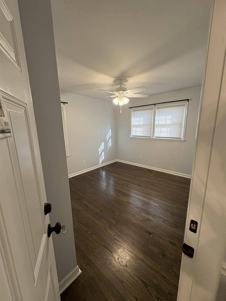 Modern 3 Bed 3.5 Bath House Athens
