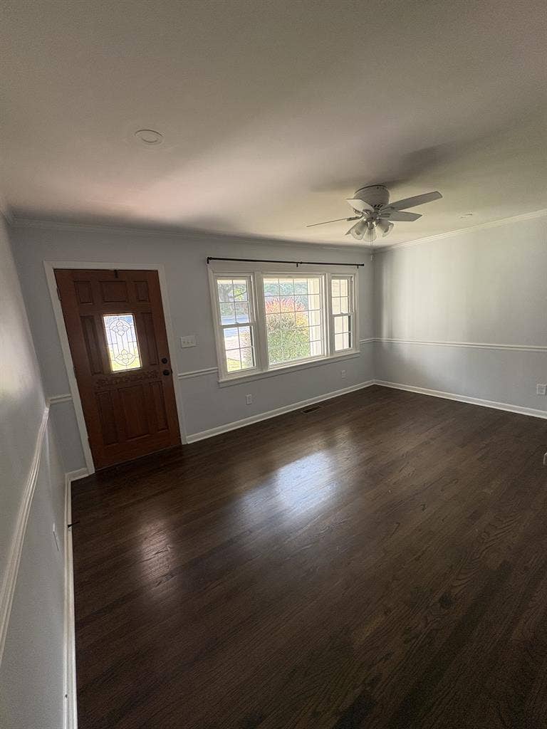 Modern 3 Bed 3.5 Bath House Athens
