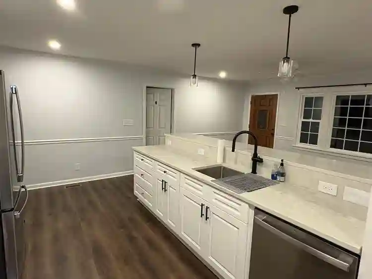 Modern 3 Bed 3.5 Bath House Athens
