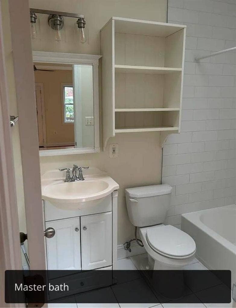 2Bedr00m apartment