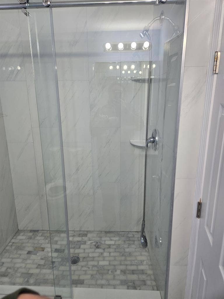 Full Townhouse 2 bed 2 bath