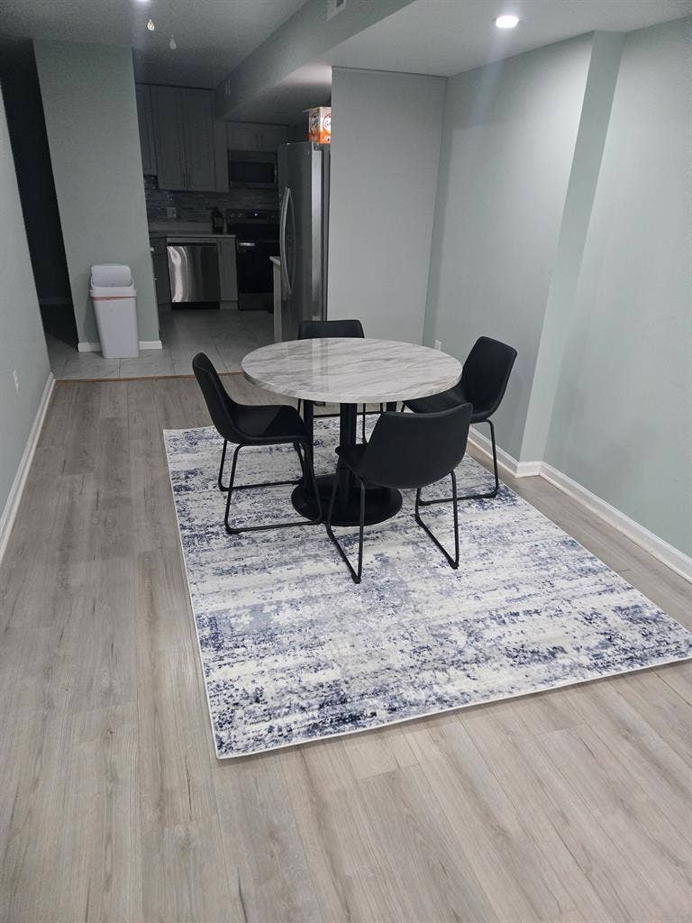 Full Townhouse 2 bed 2 bath