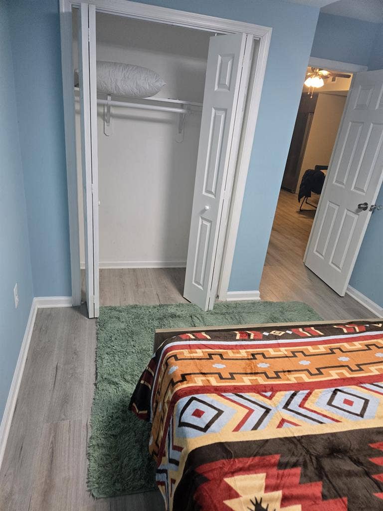 Full Townhouse 2 bed 2 bath