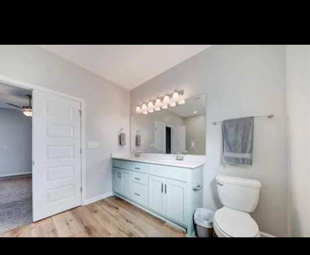 Master bedroom for rent