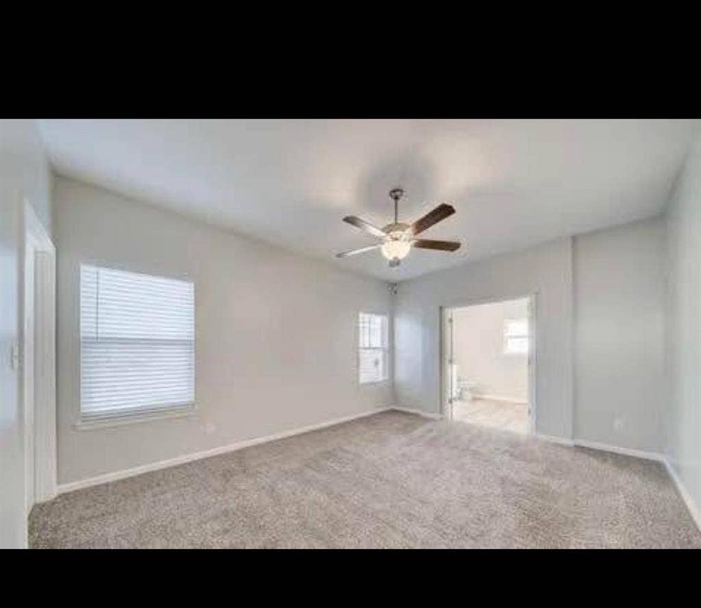 Master bedroom for rent
