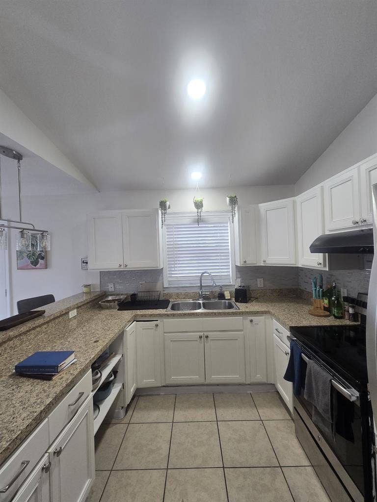 New Listing - Downtown Lakeland