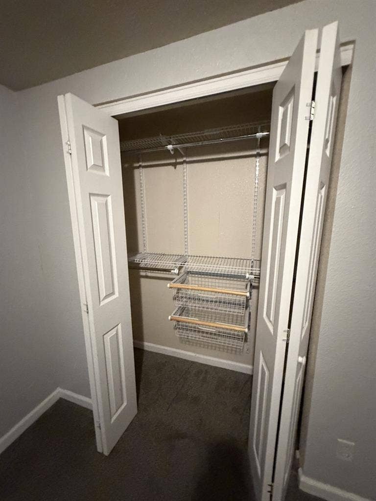 Looking for a Roomie!