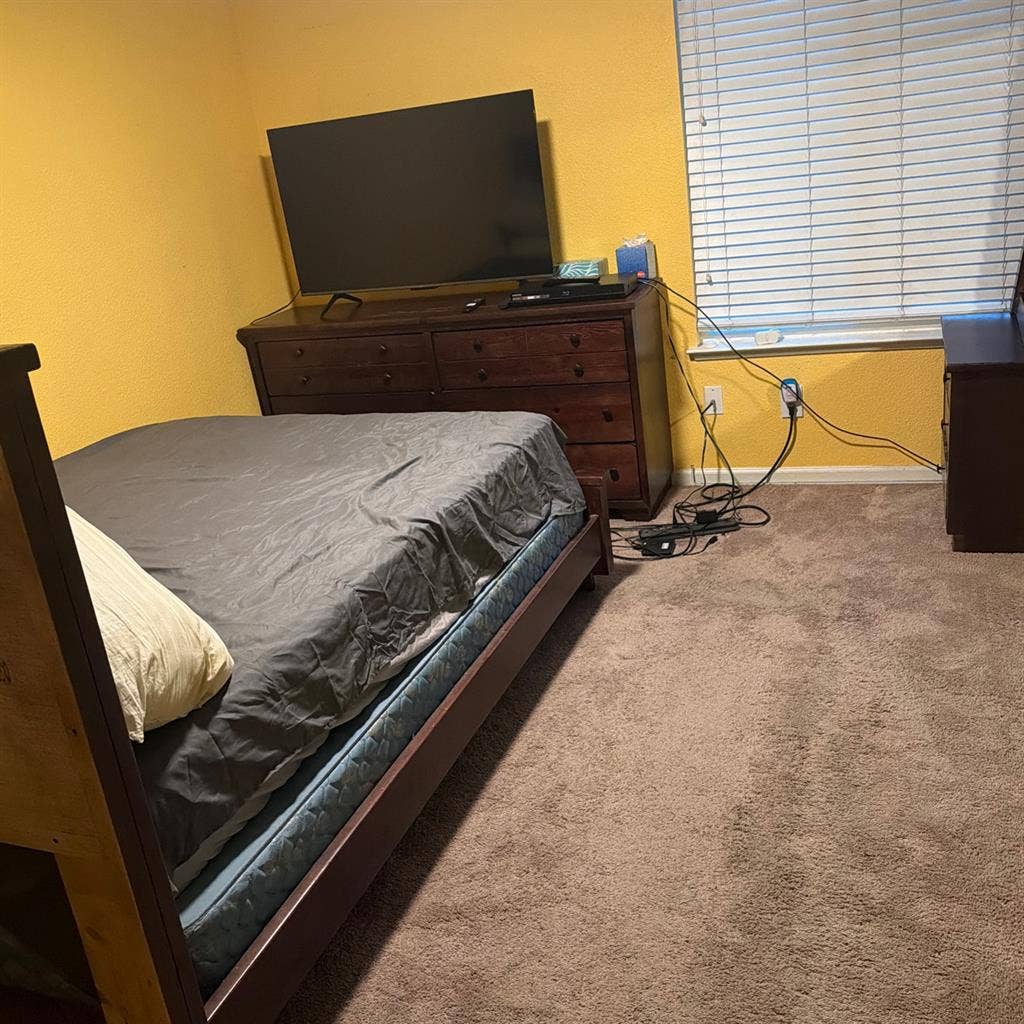 Private full furnished room
