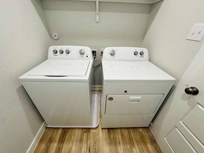 Need Roommates for Furnished Rooms