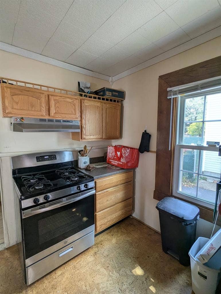 Fully Furnished Room for Rent