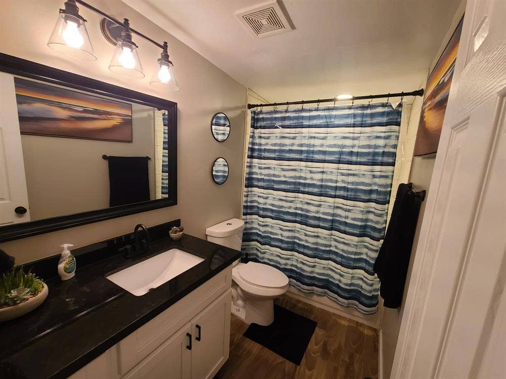 Quiet room for rent