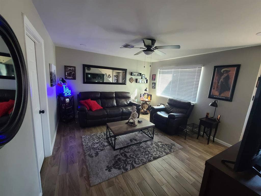 Quiet room for rent