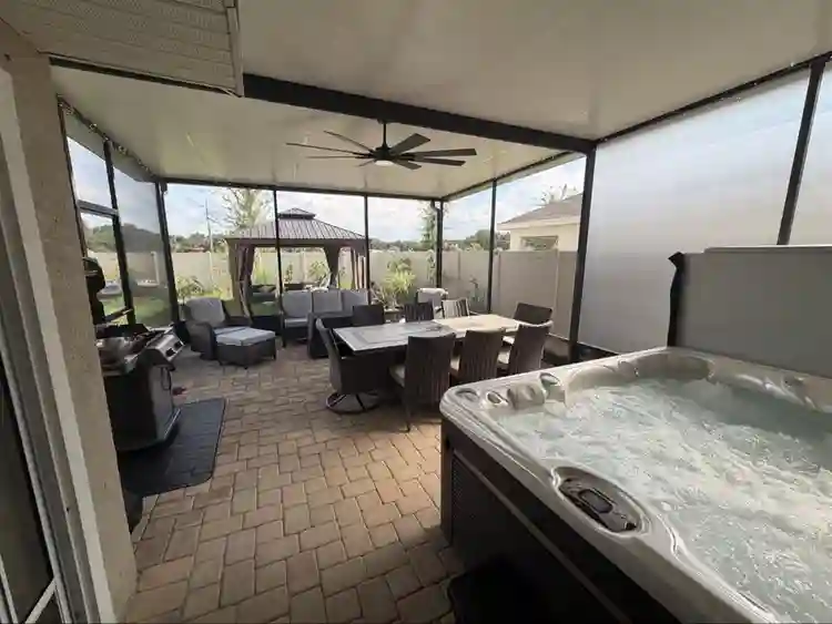 Master Bedroom + Private Bathroomm