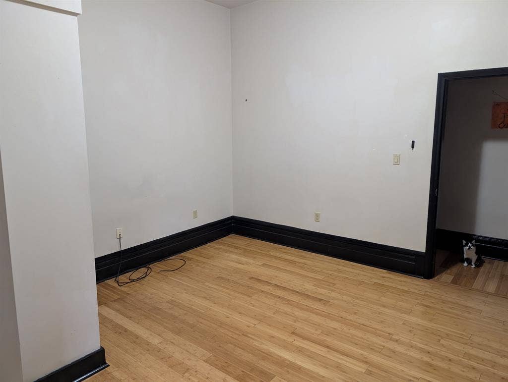 Apartment with two roommates