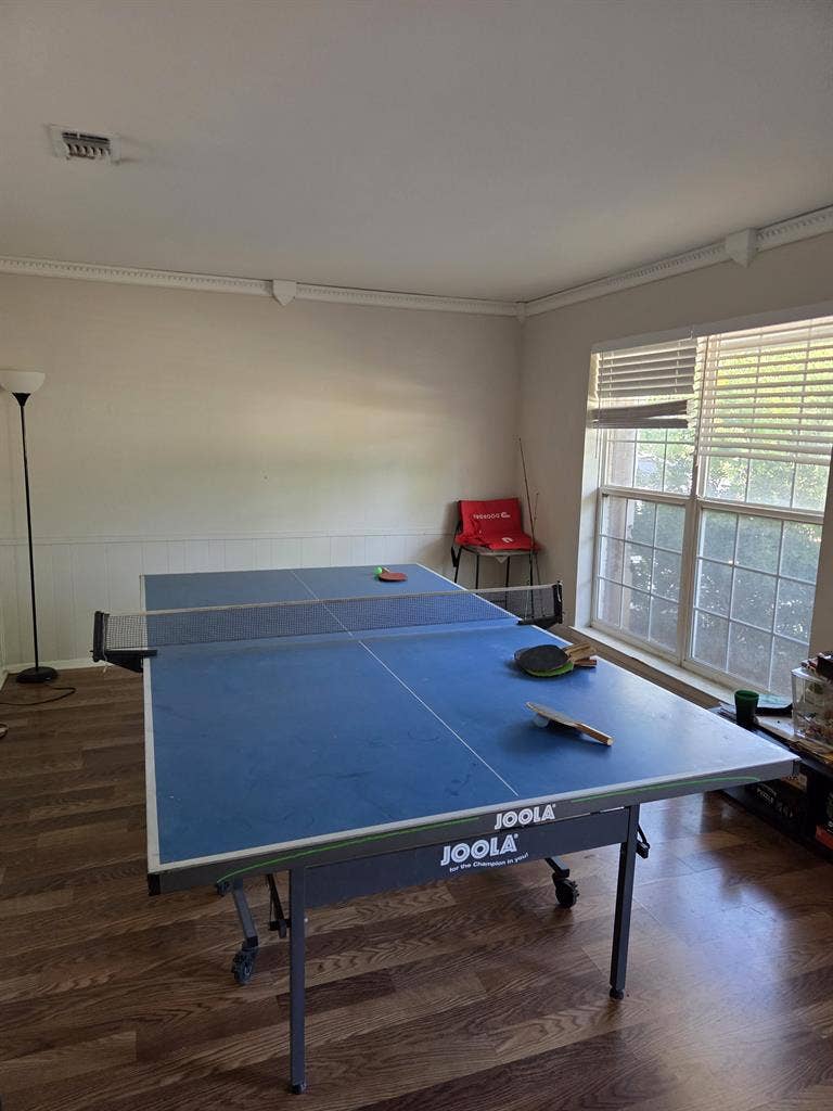 Private bedroom for rent