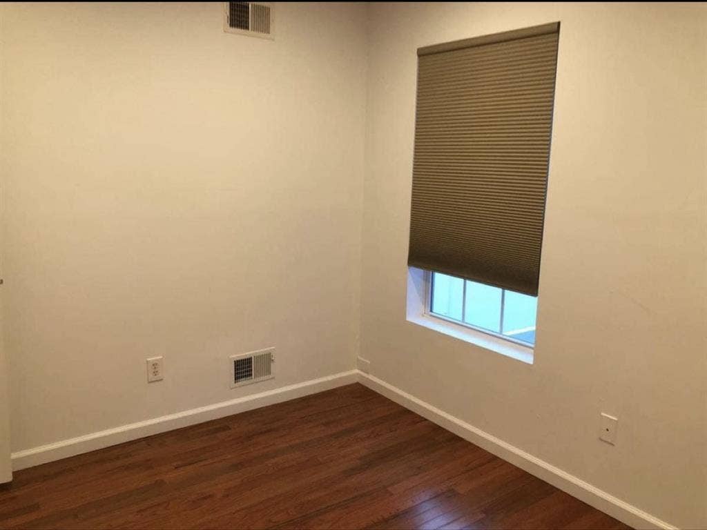 Roommates Needed / Share New Home!