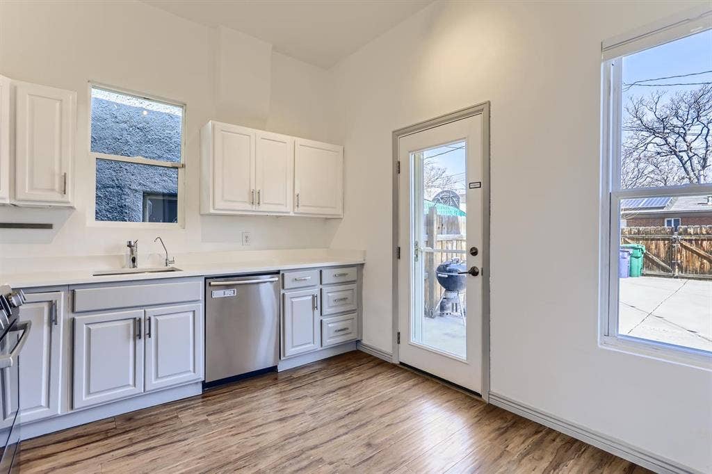 3 BR in Denver