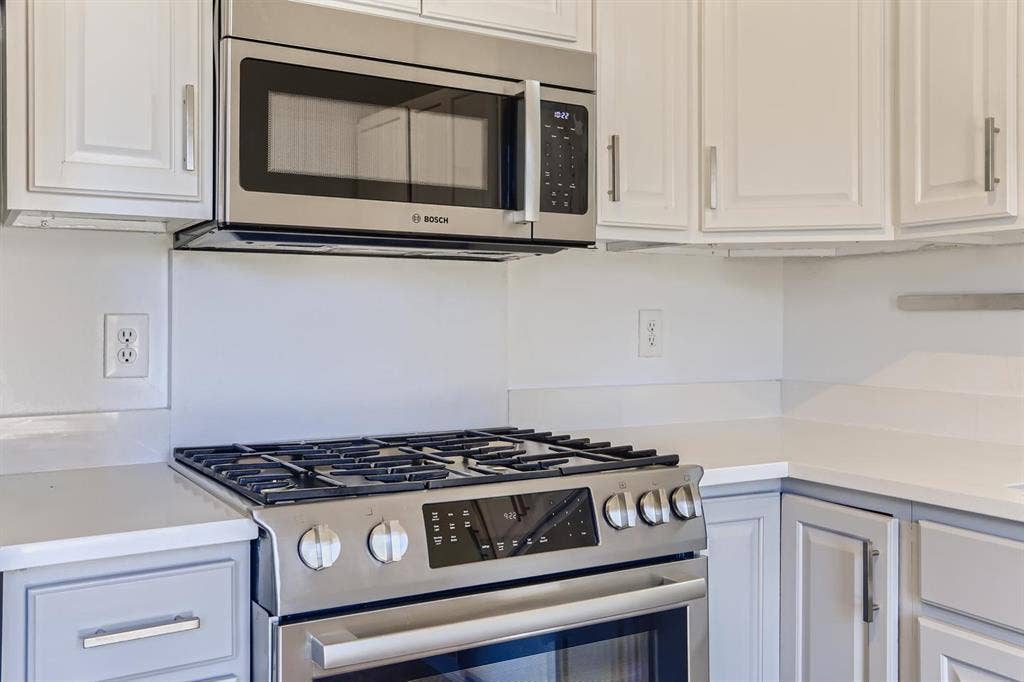 3 BR in Denver