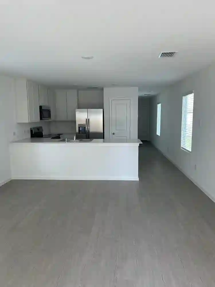 Room For Rent