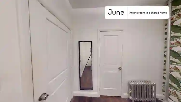 3 BR in New York City