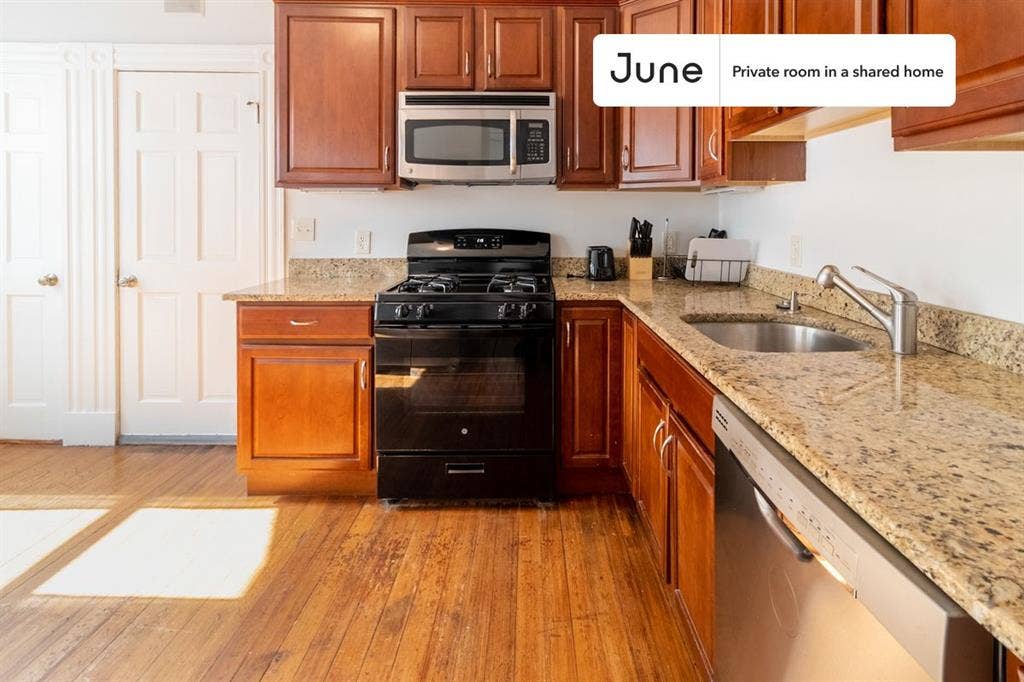 3 BR in Boston
