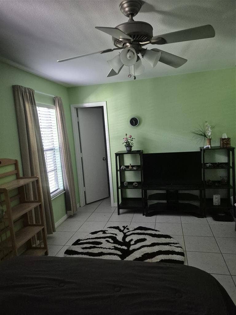 Room for rent