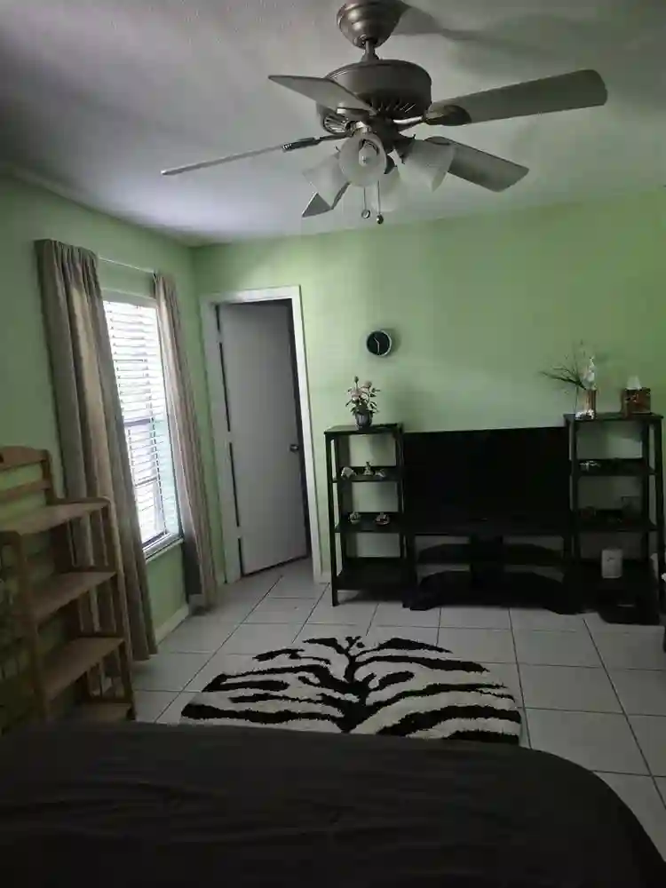 Room for rent