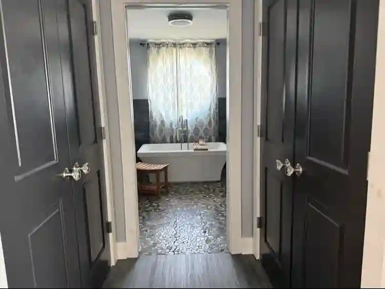 Master Suite/ Private Floor