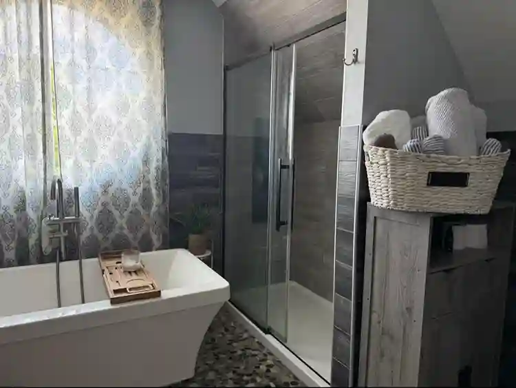 Master Suite/ Private Floor
