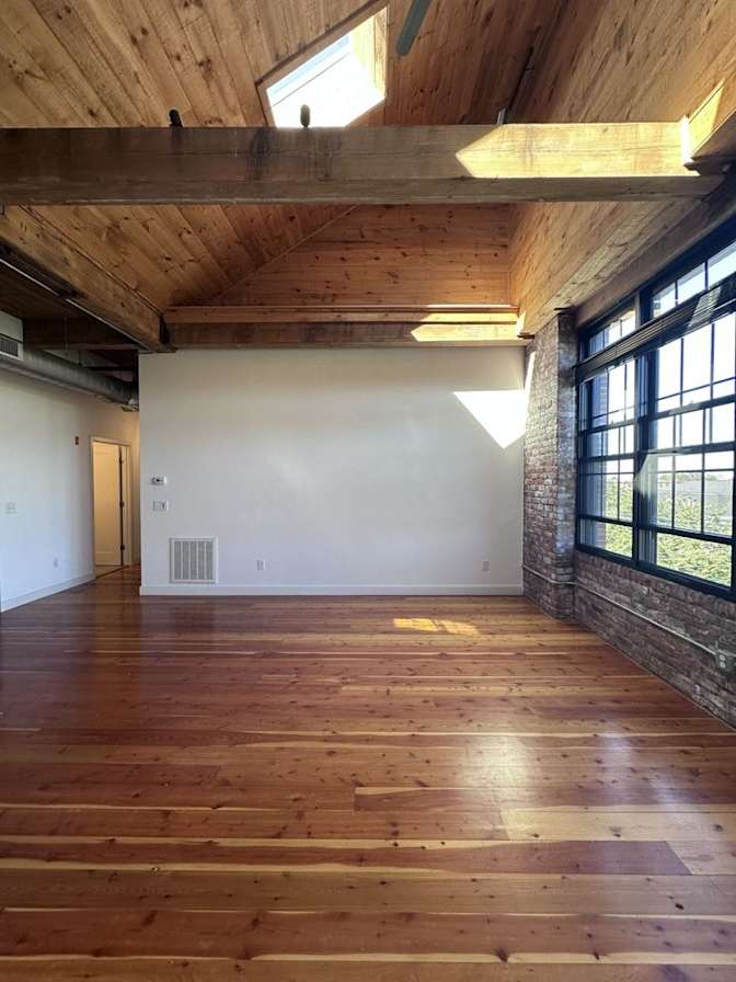 2B/ 2B WEST END PROVIDENCE